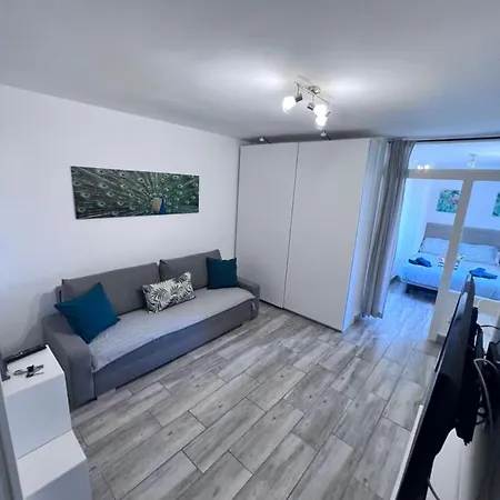 Апартаменты Playamar Village Торремолинос